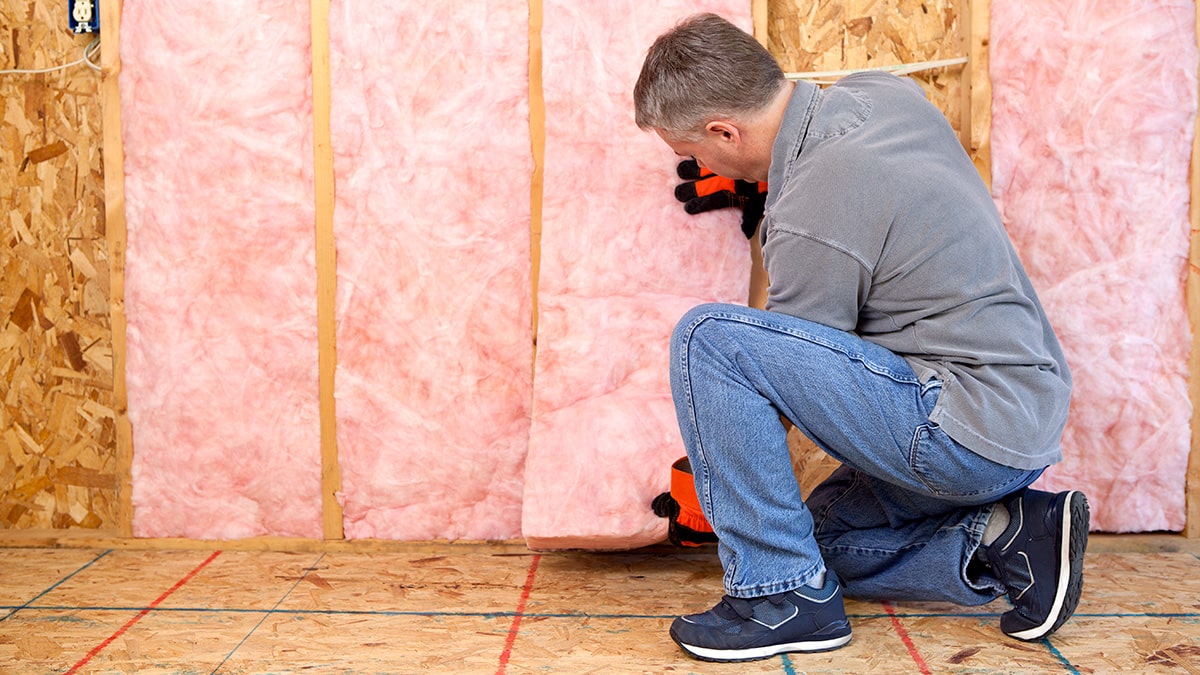 how-to-safely-dispose-of-home-insulation-top-image.jpg